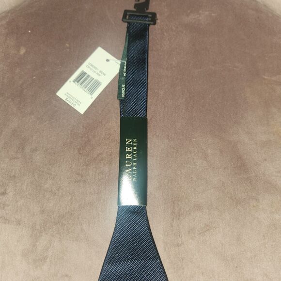 NWT Lauren Ralph Lauren Bowtie Mens 100% Silk Navy Blue Adjustable Tie - Picture 3 of 7